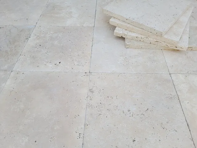ריצוף אבן טרוורטין לייט מכובס 4 מידות