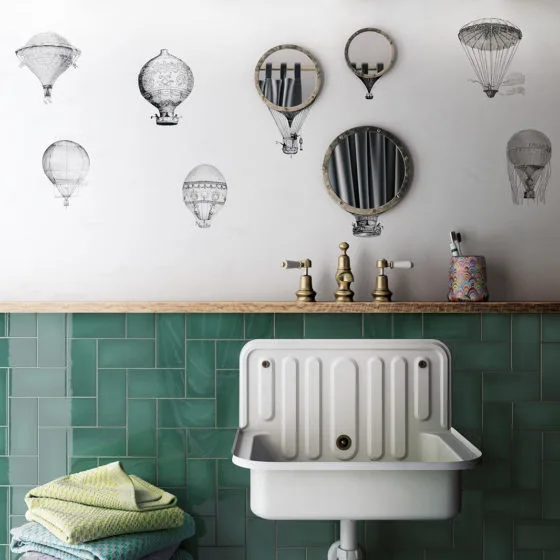 CRACKLE-ESMERALD-GREEN-75X15-BATH-560x560