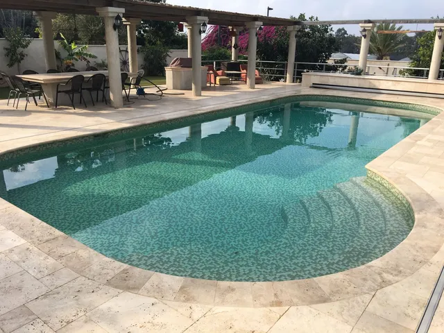 ריצוף אבן טרוורטין בז' מכובס 4 מידות