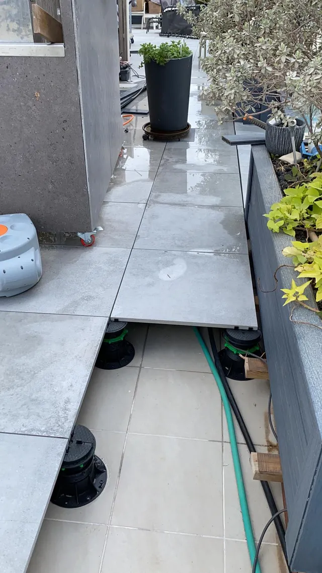 ריצוף חוץ פורג'ה גריי 60*60 עובי 2 ס"מ דרגת החלקה R11