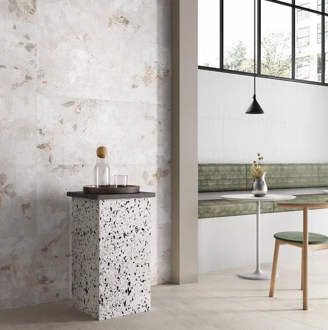 generated_Marca_Corona_LILYSUITE_RISTORANTE_DEK.jpg.740x746_q85_crop_upscale